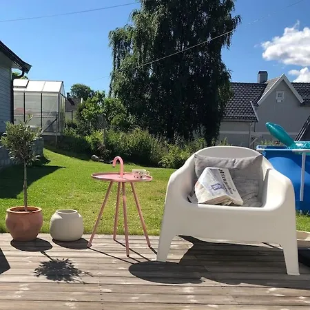 Koselig Hus Med Stor Og Solrik Hage * ليلّيهامّير