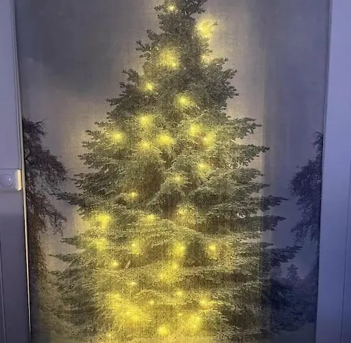 Koselig Hus Med Stor Og Solrik Hage * Lillehammer